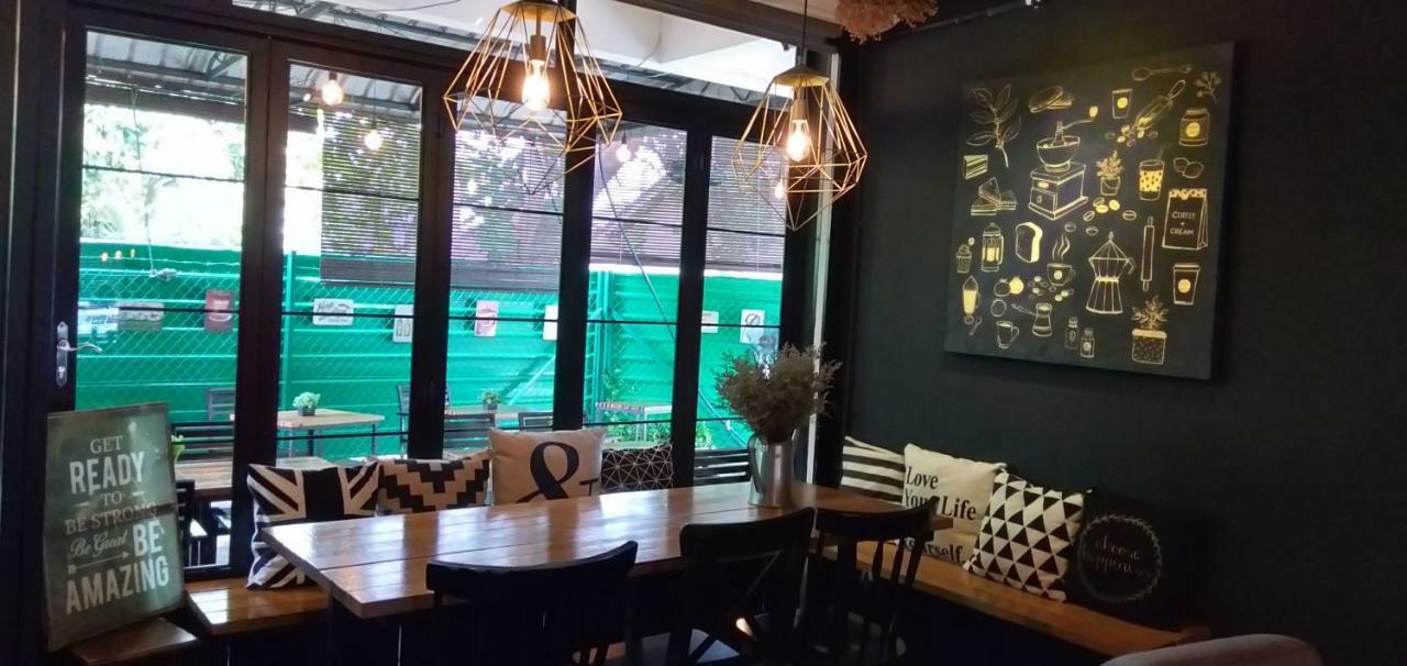 The Wood Boutique Hotel Muar Zewnętrze zdjęcie